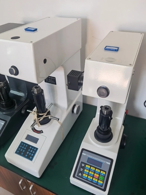 Testeur de dureté Micro Vickers à colonne rotative électrique OEM 220V