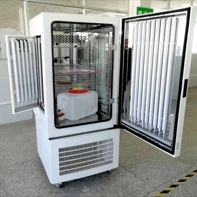 La chambre climatique artificielle de température ambiante d'hôpital et d'essai d'humidité