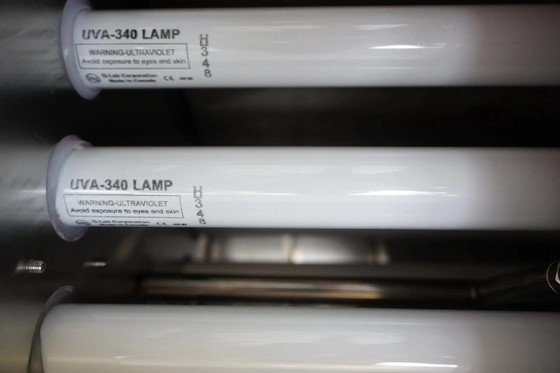 Équipement AC220V 50HZ d'Uv Light Testing de contrôleur programmable