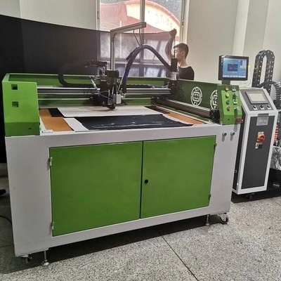 Fonte chaude à grande vitesse de Jelly Glue Dispensing Machine Silicone de sous-vêtements