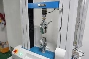Force en caoutchouc/en plastique/tissu examinant le CE universel de machine d'essai de sable