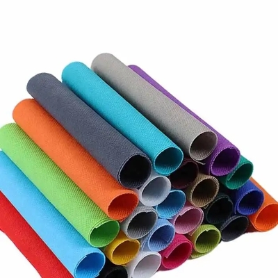 Tissu non-tissé lisse 1 - la largeur de 3m a empaqueté dans des cartons de haute résistance