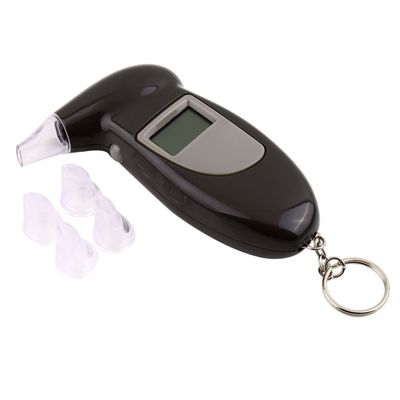 La police évalue l'appareil de contrôle d'alcool de Digital avec la fonction de chargement de données